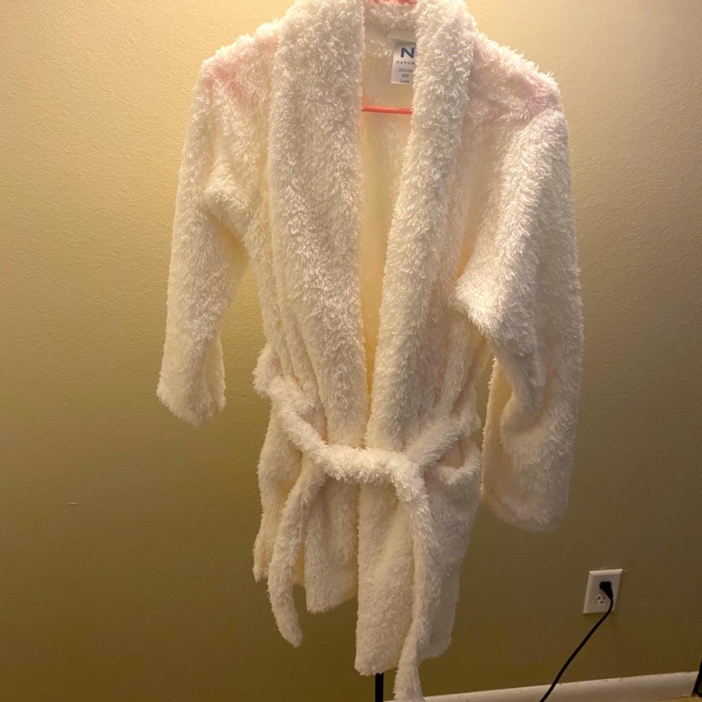Natori robe